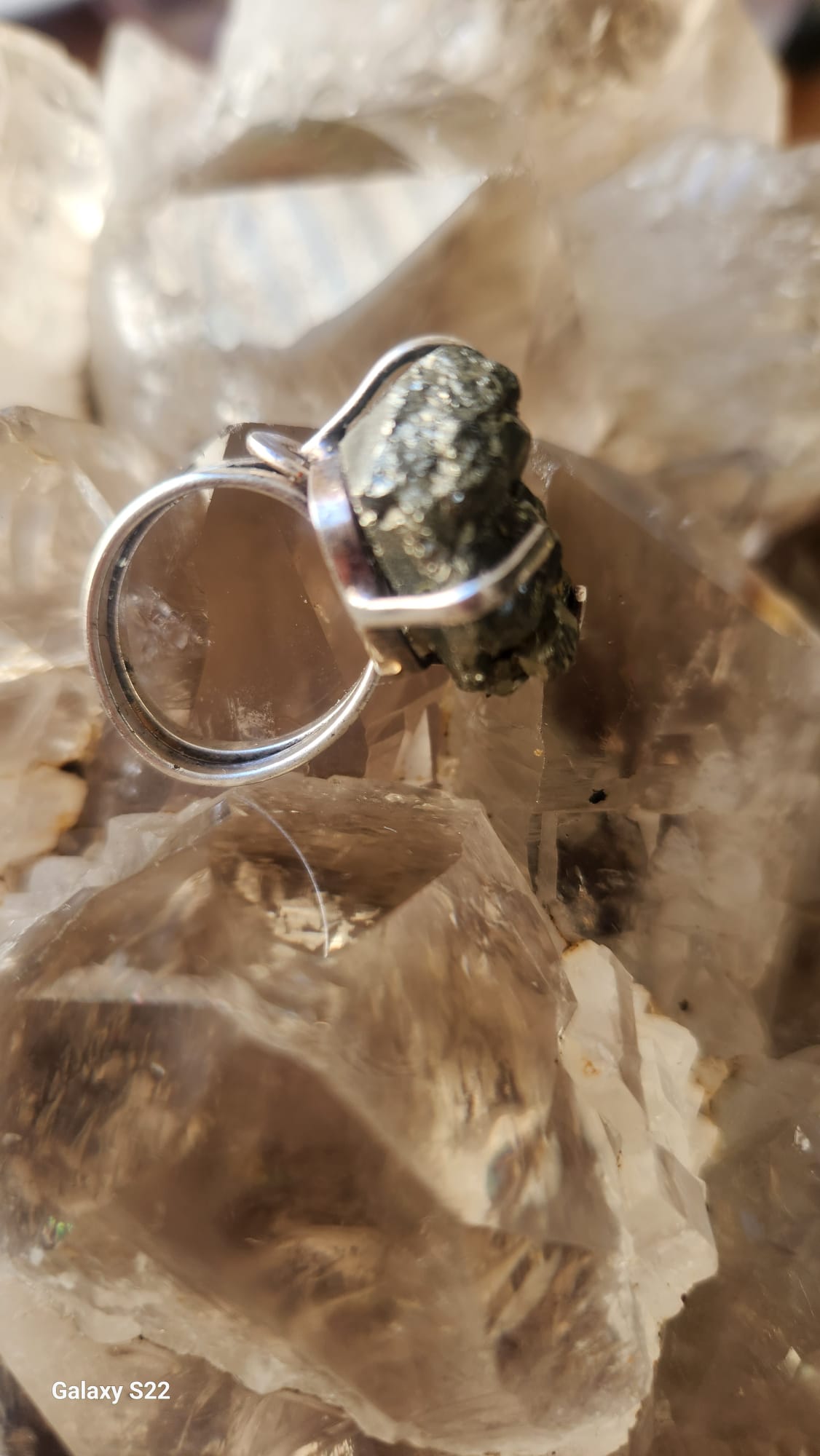 Anillo de Pirita Natural